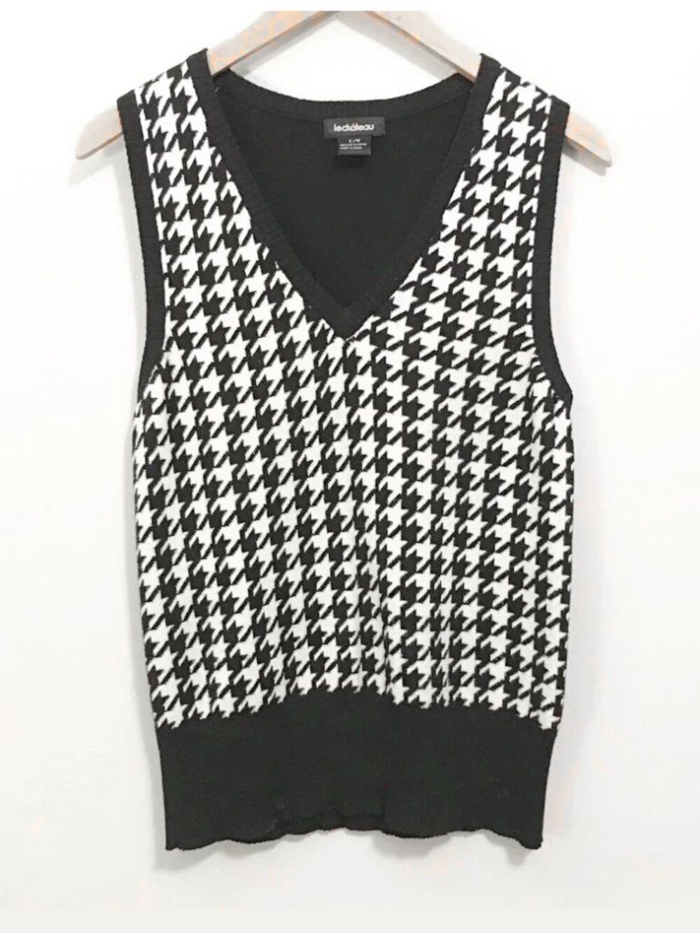 Le Château Preppy Houndstooth Knit Sweater Vest | Viscose Cotton Blend Size L